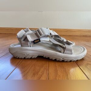 Teva Hurricane XLT Tan W size 8
